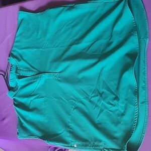 Figs Rafaela hunter Green top